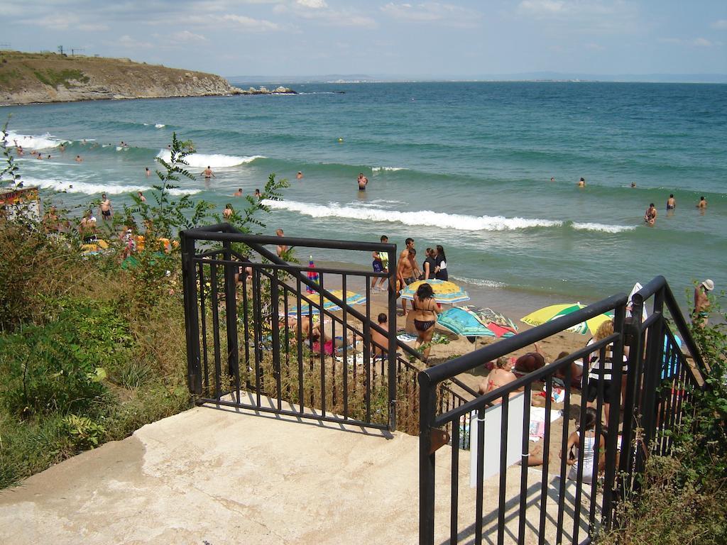 Villa Lazuren Bryag 2 Chernomorets Camera foto